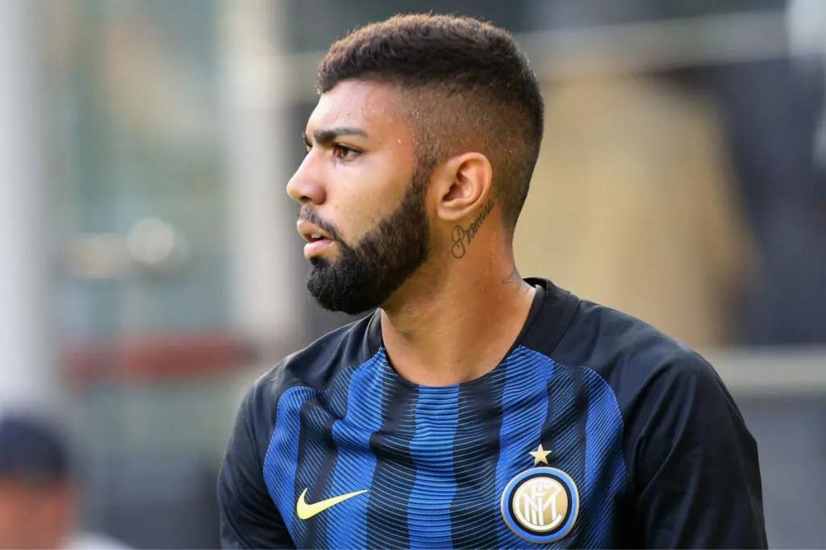 JORNAL COLOCA GABIGOL ENTRE OS PIORES JOGADORES DA INTER DE MILÃO NA HISTÓRIA